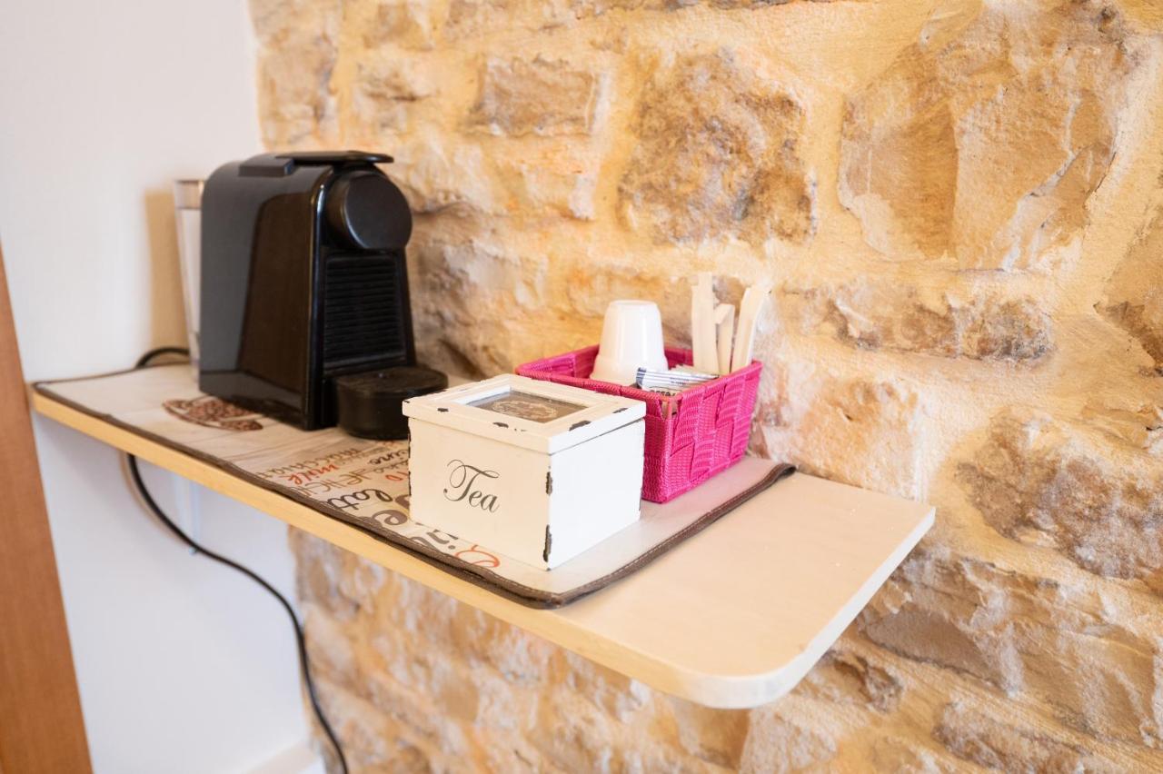 Piccola Pietra Bianca Hotell Giovinazzo Eksteriør bilde