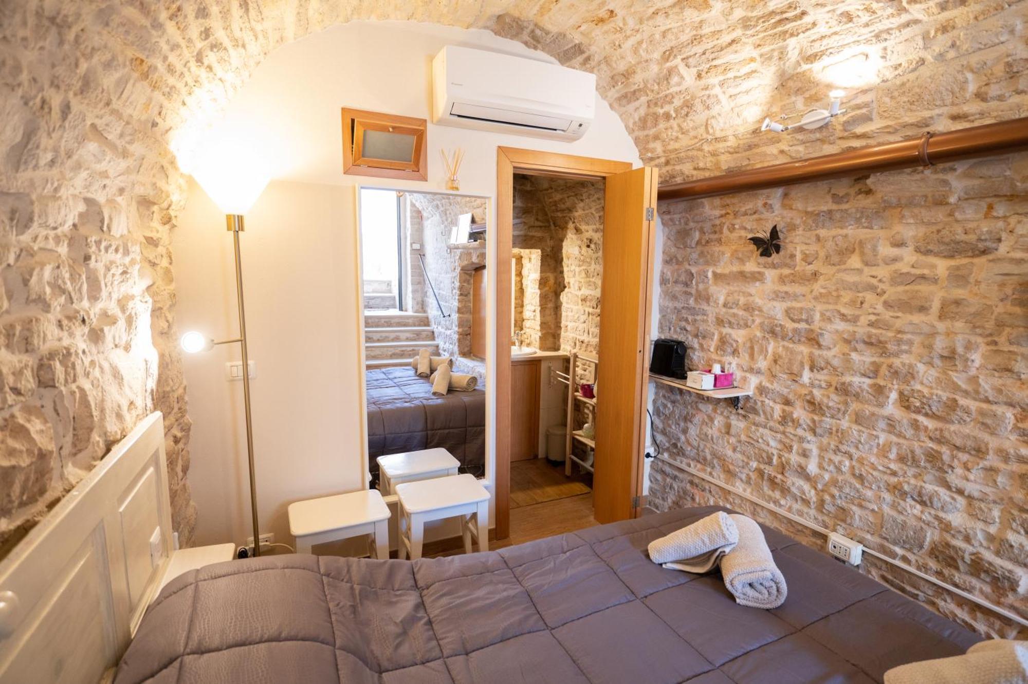 Piccola Pietra Bianca Hotell Giovinazzo Eksteriør bilde