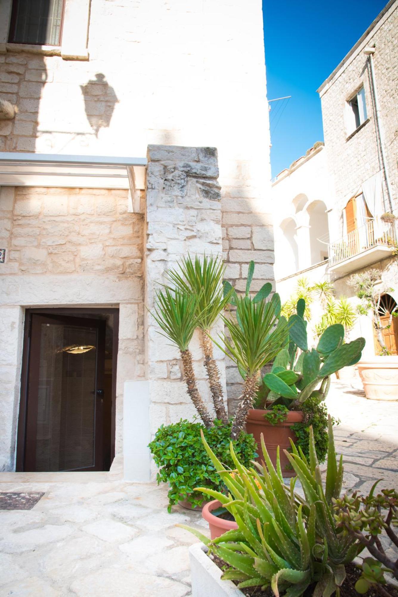 Piccola Pietra Bianca Hotell Giovinazzo Eksteriør bilde